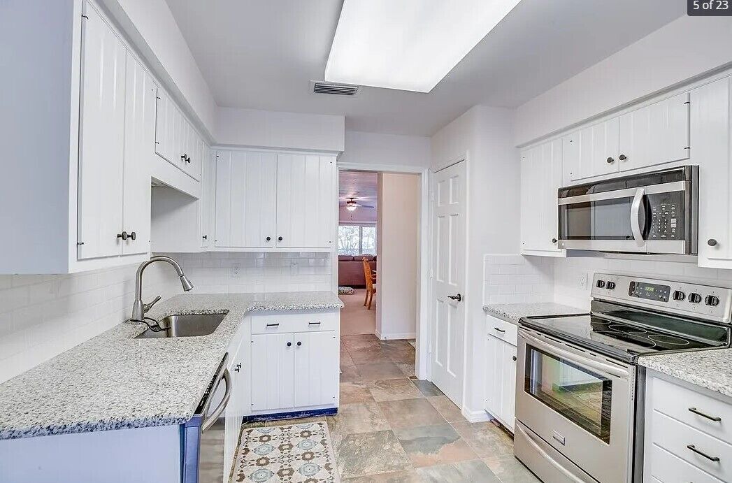 Photo of Kitchen in Indian River Shores