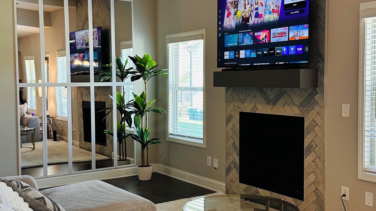 Photo of Livingroom in Dacula