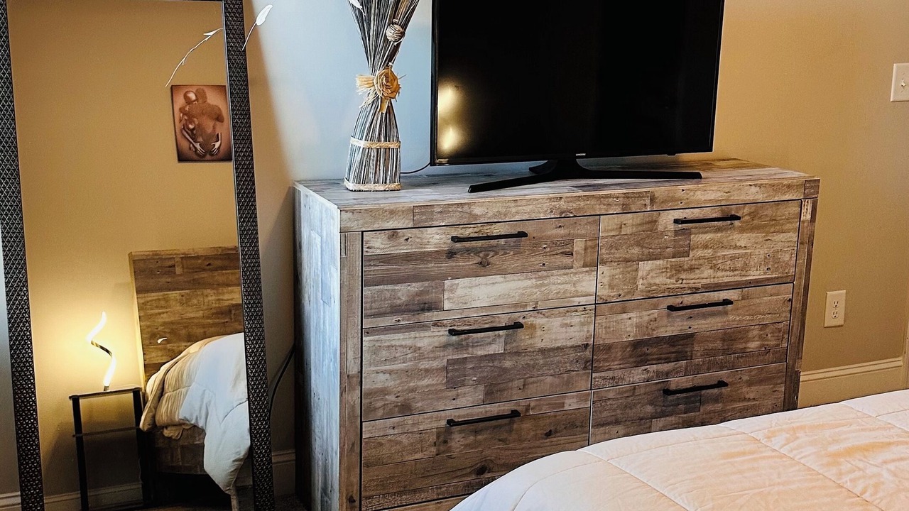 Photo of Bedroom in Dacula