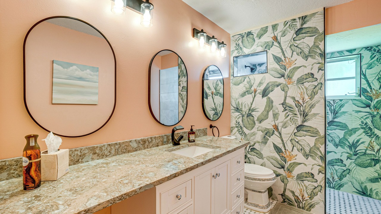 Photo of Bathroom in Lake Suzy