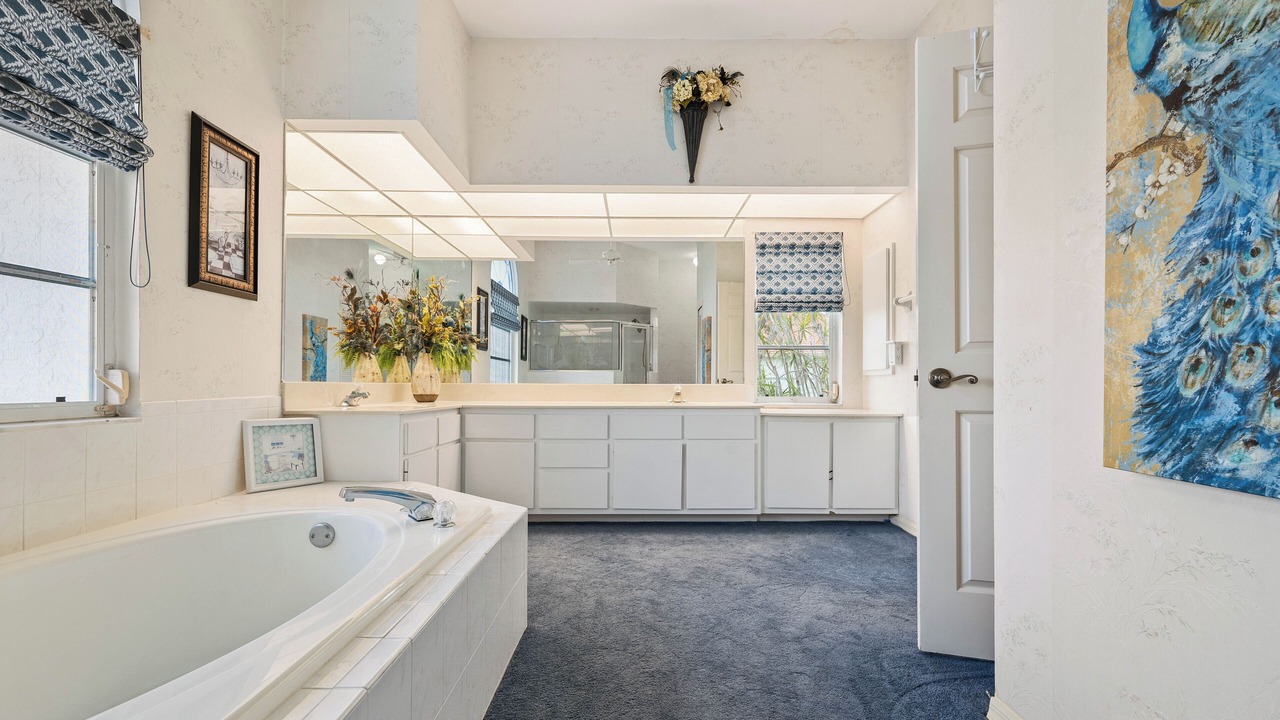 Photo of Bathroom in Lake Suzy