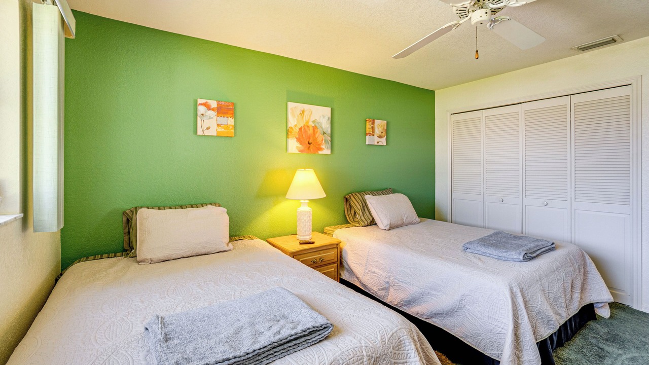 Photo of Bedroom in Lake Suzy