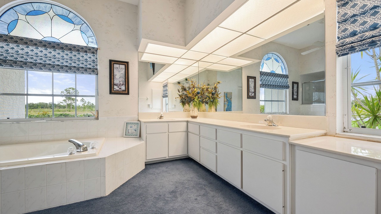 Photo of Bathroom in Lake Suzy