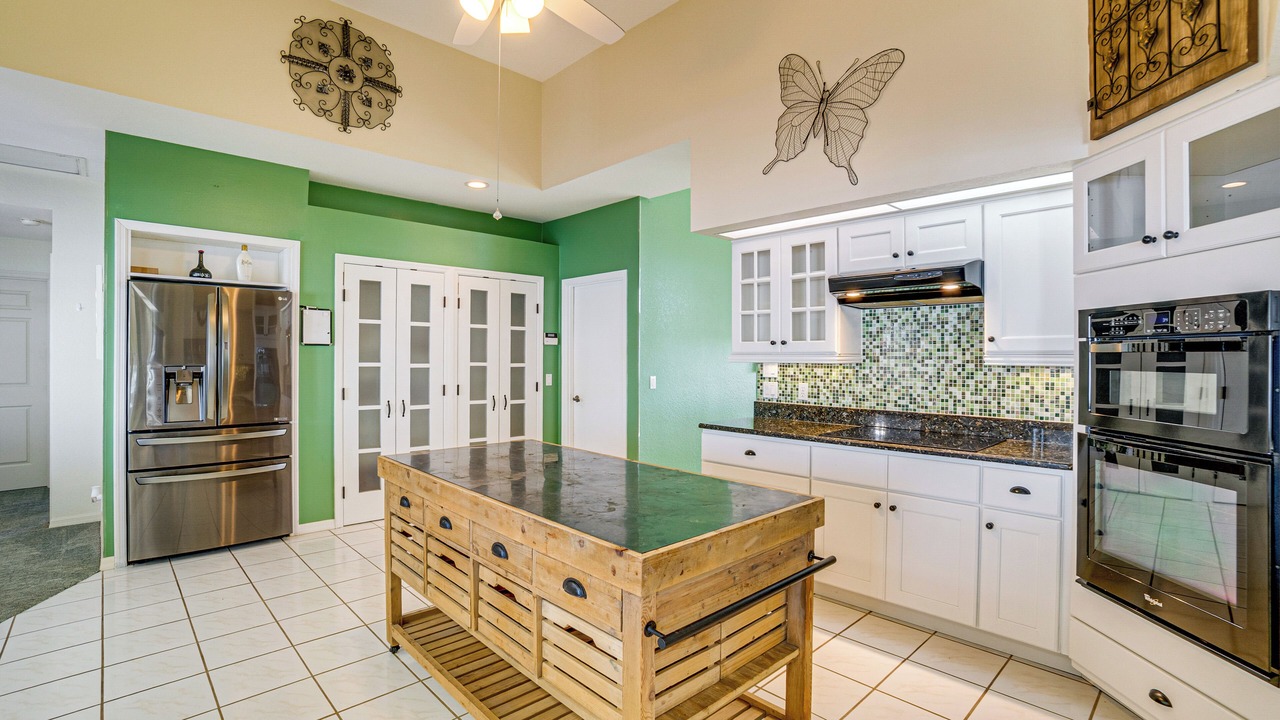 Photo of Kitchen in Lake Suzy