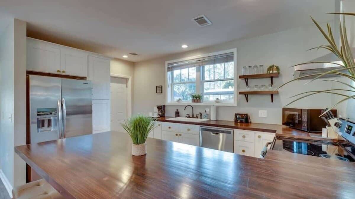 Photo of Kitchen in Thunderbolt