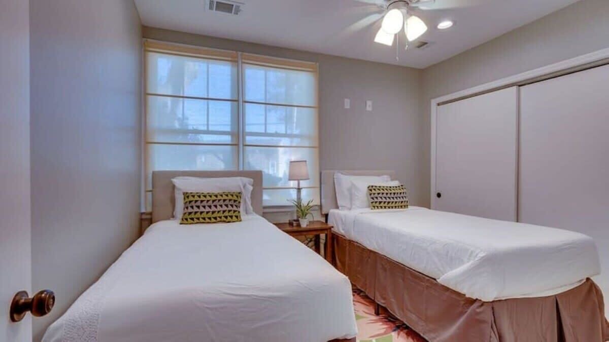 Photo of Bedroom in Thunderbolt