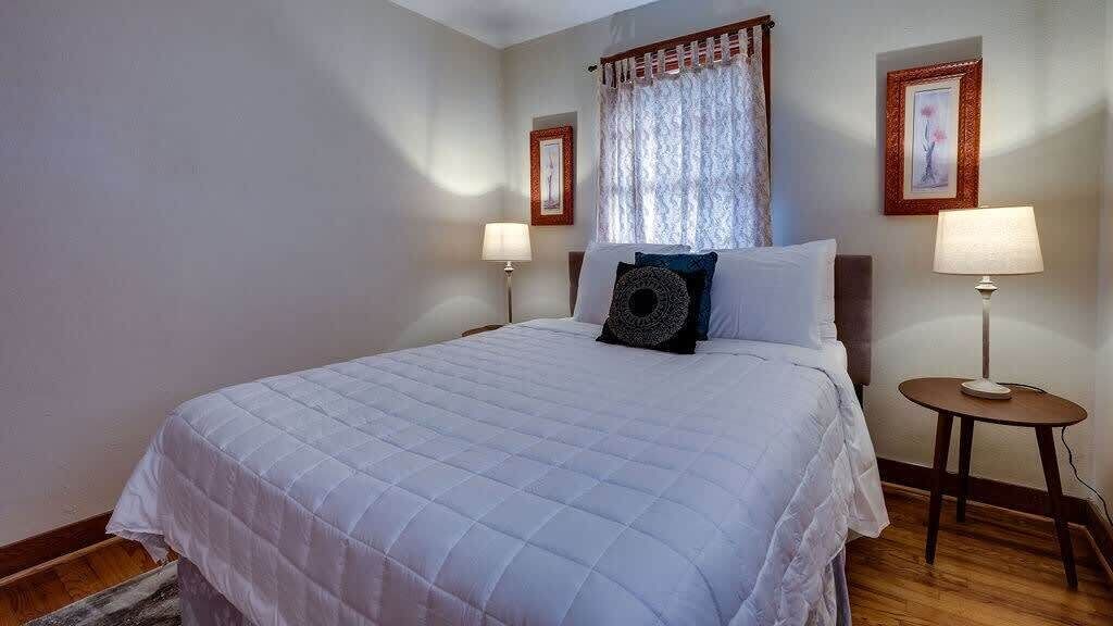 Photo of Bedroom in Savannah