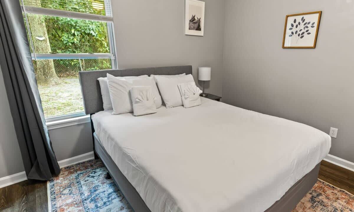 Photo of Bedroom in Savannah