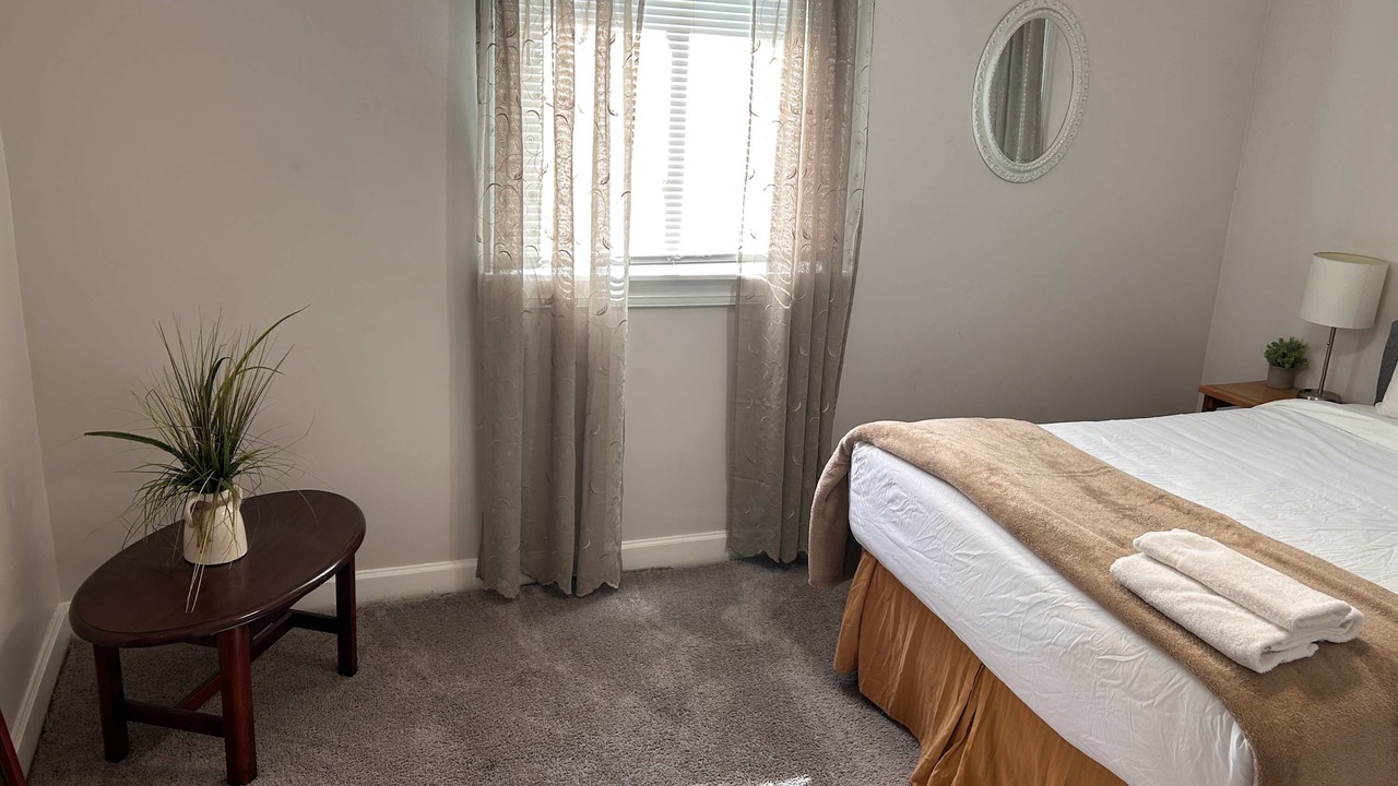 Photo of Bedroom in Garden City