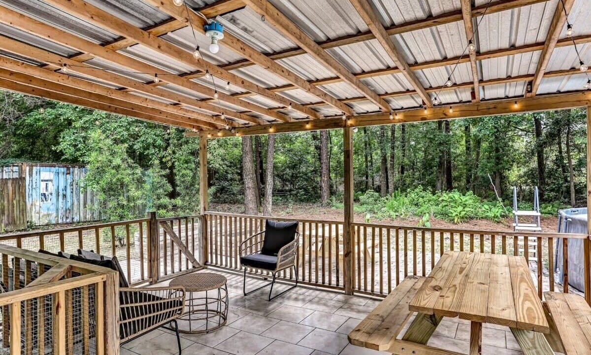 Photo of Outdoor in Montgomery