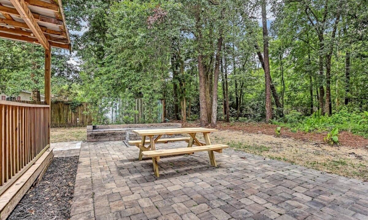 Photo of Outdoor in Montgomery
