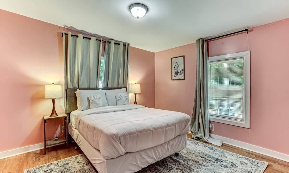Photo of Bedroom in Montgomery