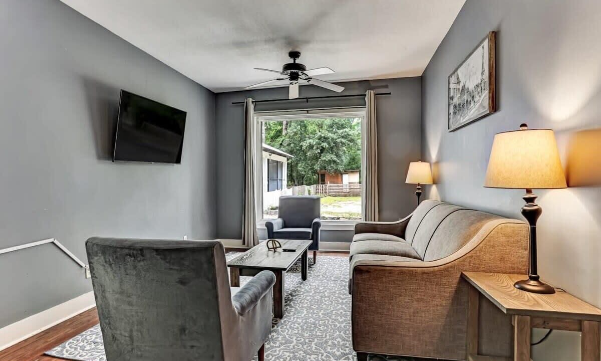 Photo of Livingroom in Montgomery