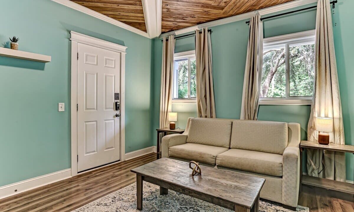 Photo of Livingroom in Montgomery