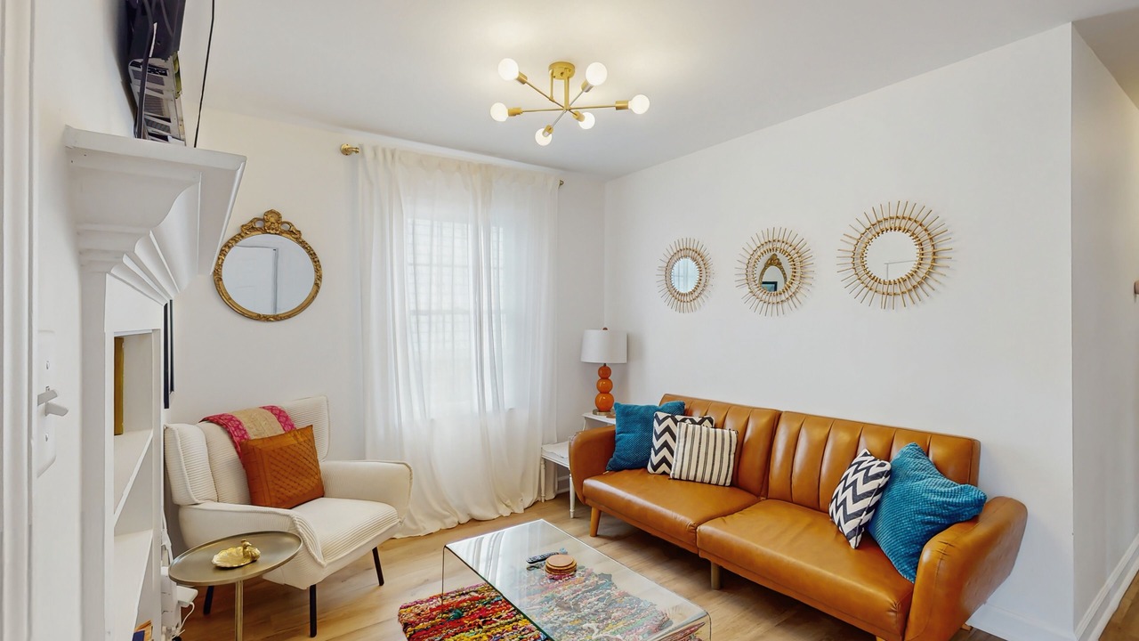 Photo of Livingroom in Beach Institute