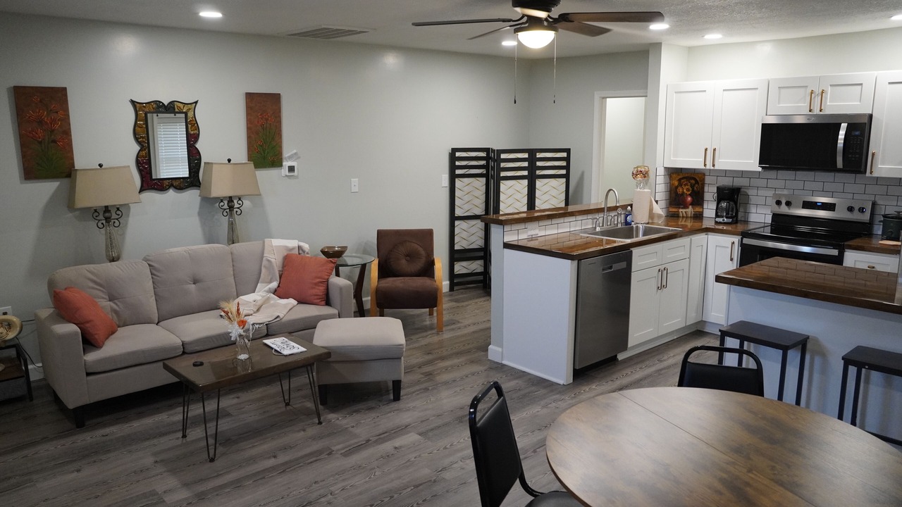 Photo of Livingroom in Fulton