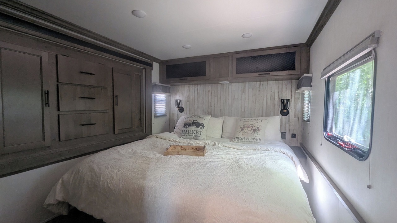 Photo of Bedroom in Fountain Inn