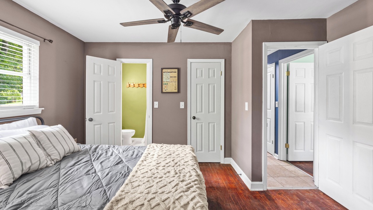Photo of Bedroom in Seneca