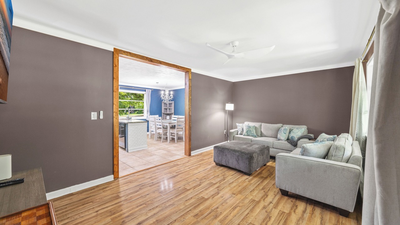 Photo of Livingroom in Seneca
