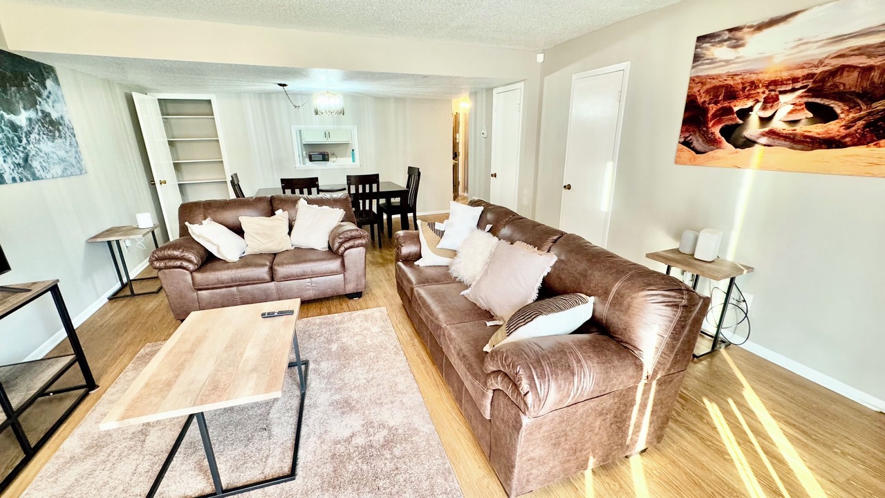 Photo of Livingroom in Hinesville