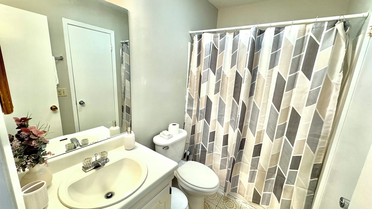 Photo of Bathroom in Hinesville