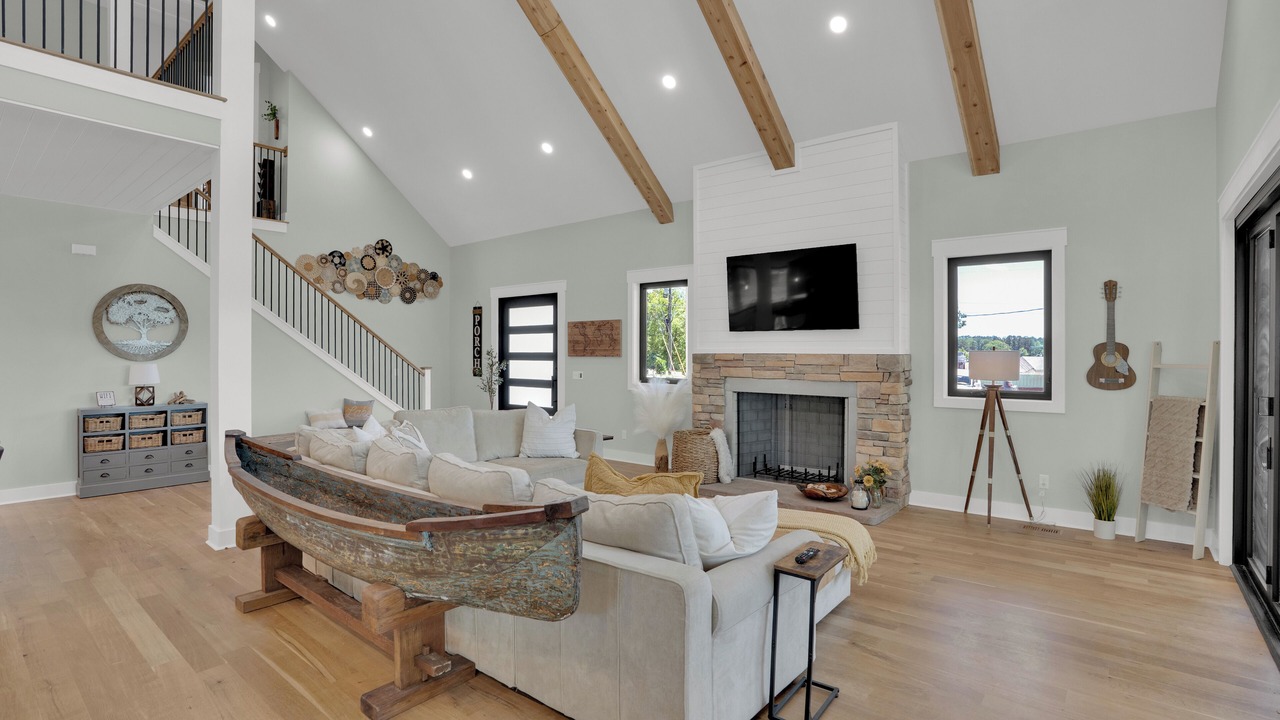 Photo of Livingroom in Chapin