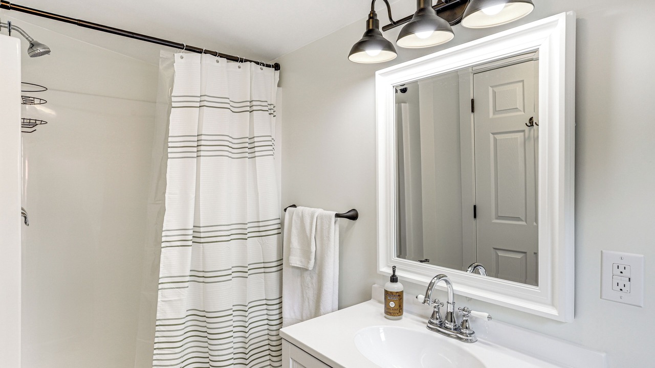 Photo of Bathroom in Cleveland