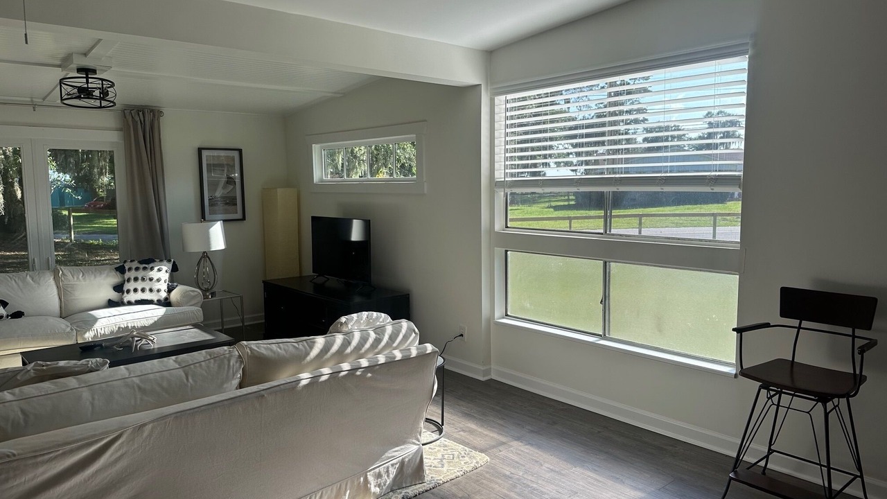 Photo of Livingroom in Shell Point