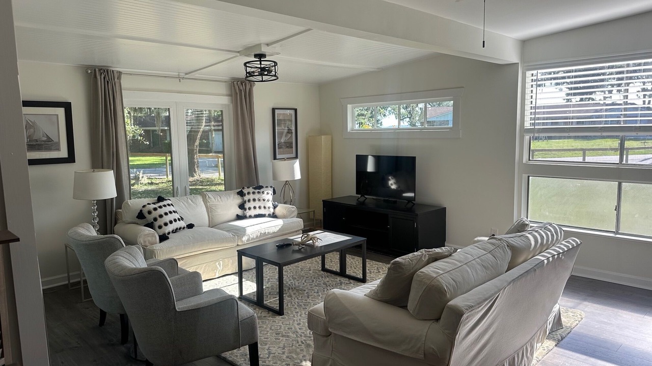 Photo of Livingroom in Shell Point