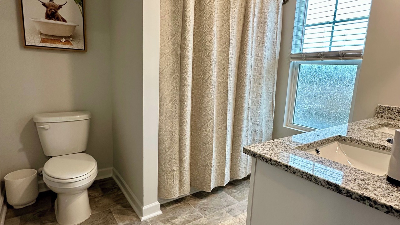 Photo of Bathroom in Peach Orchard