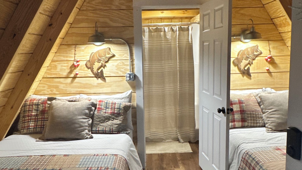 Photo of Bedroom in Townville