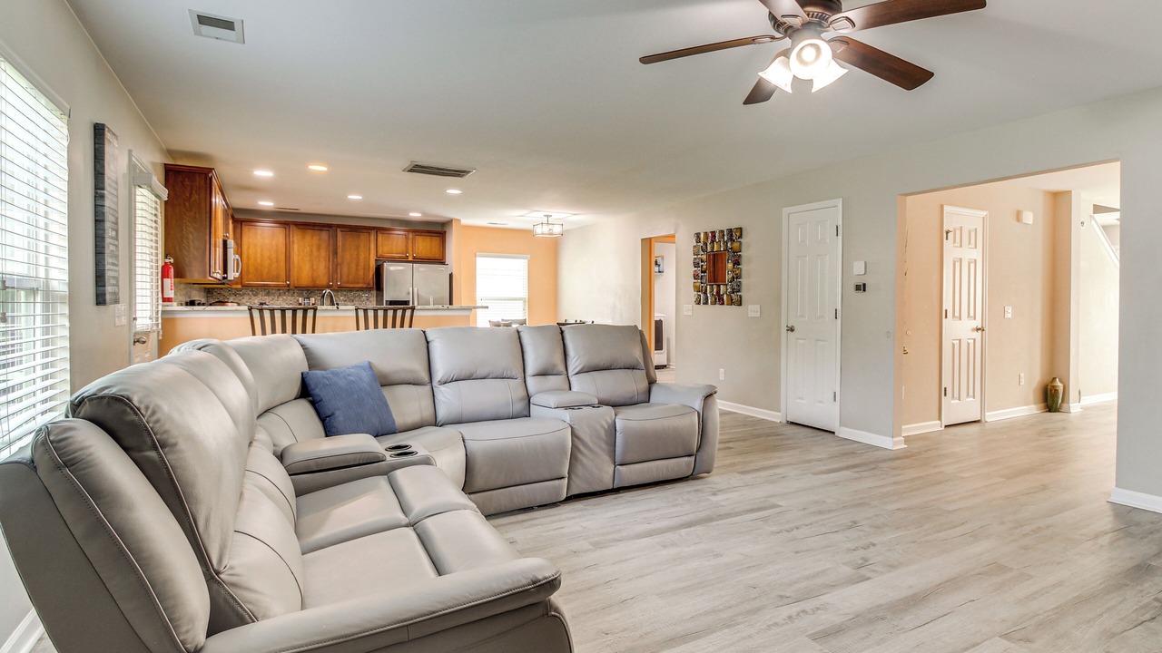 Photo of Livingroom in Pooler
