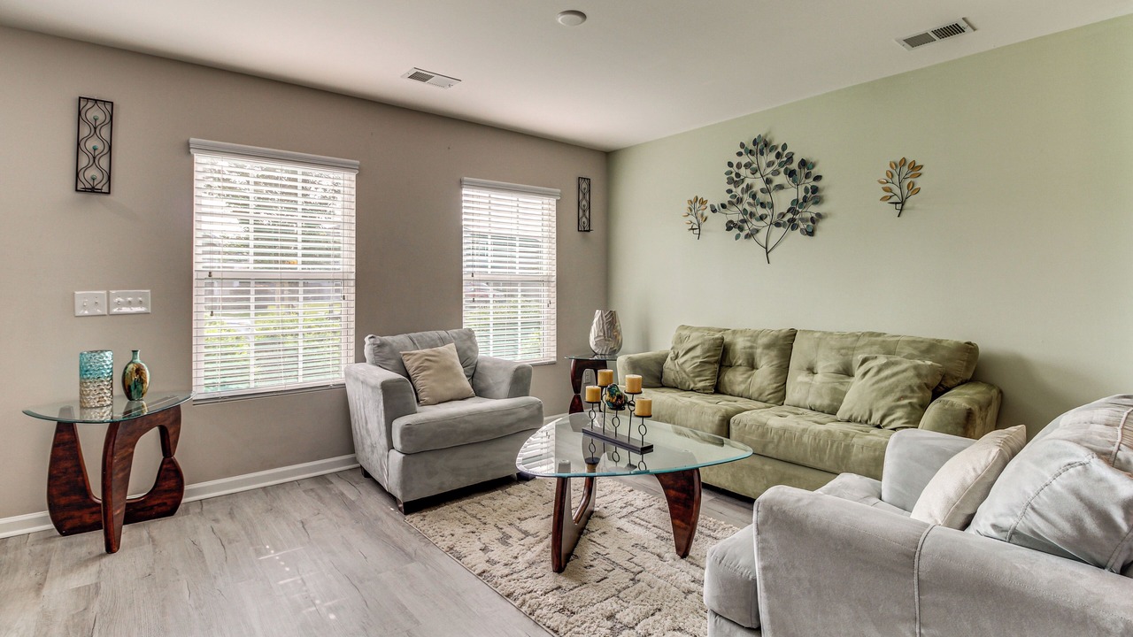 Photo of Livingroom in Pooler