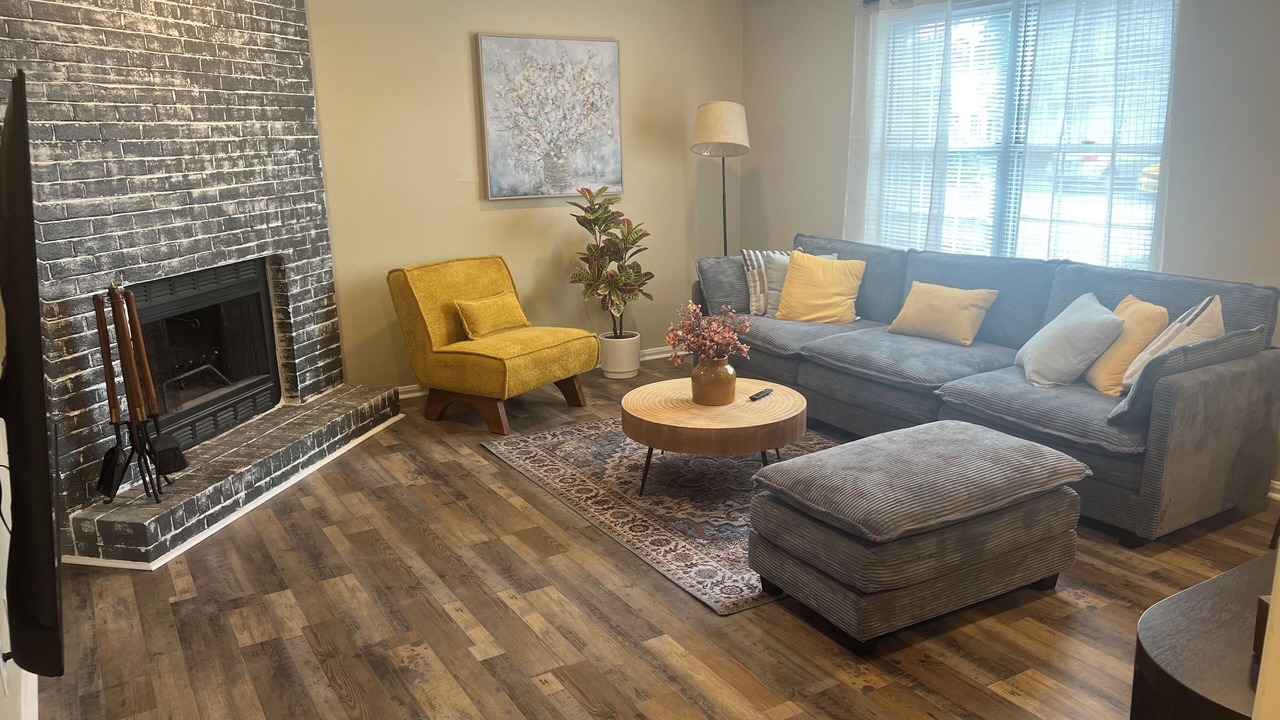 Photo of Livingroom in Taylors