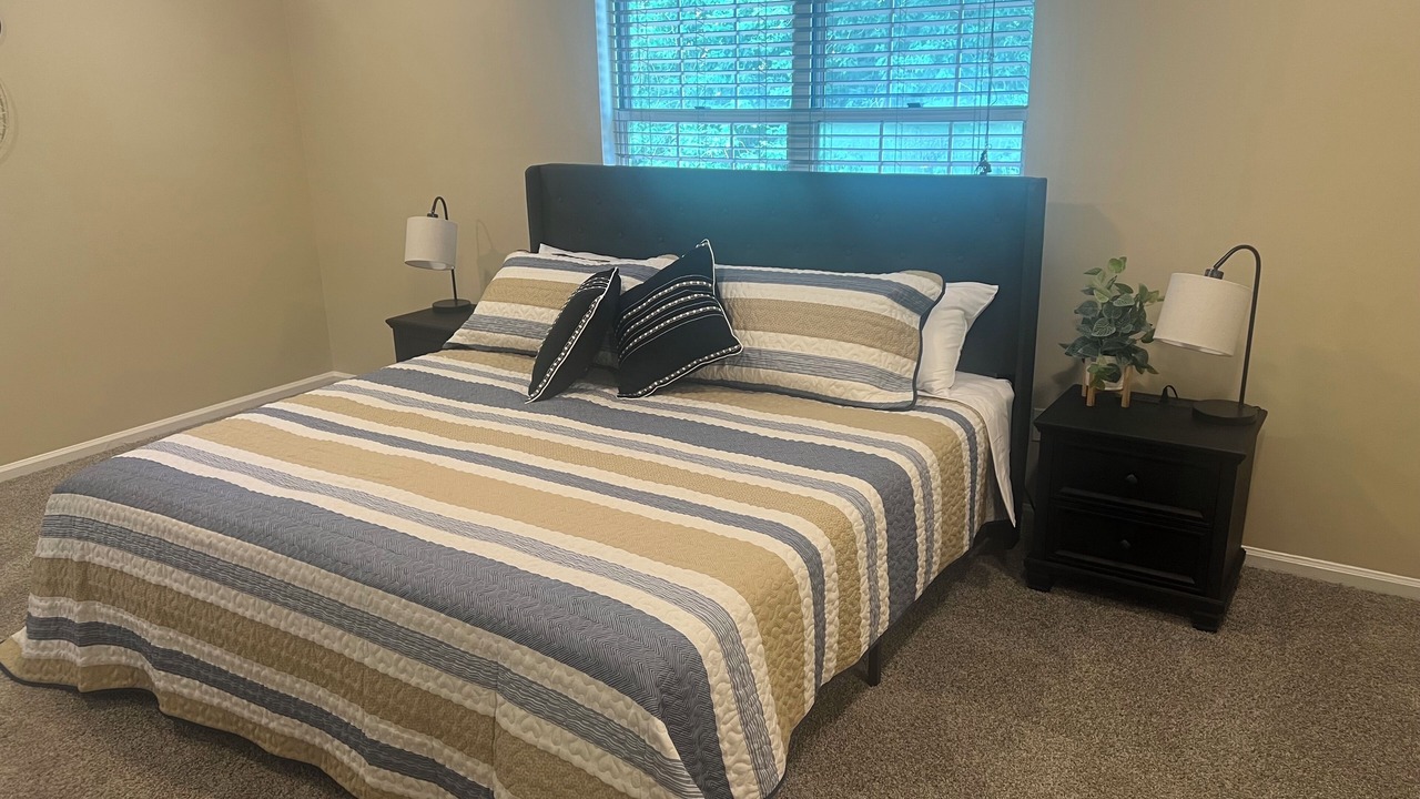 Photo of Bedroom in Taylors