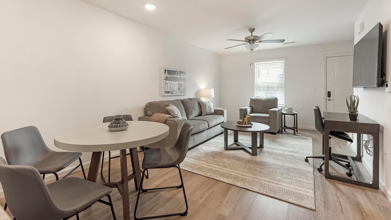 Photo of Livingroom in Lyman