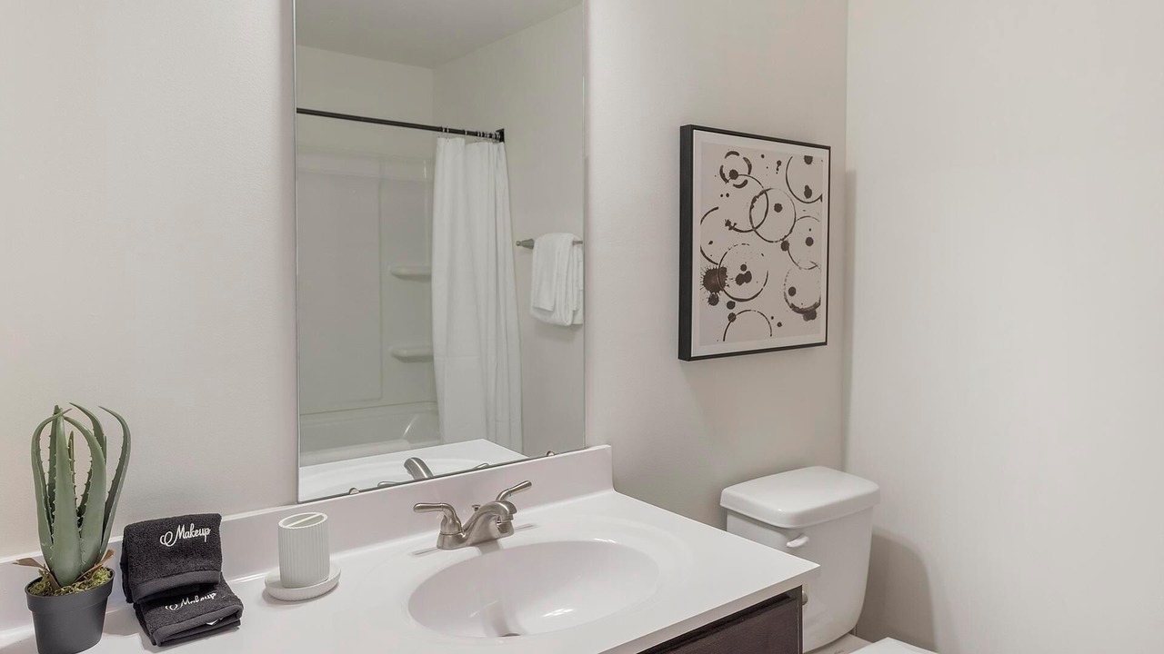 Photo of Bathroom in Lyman