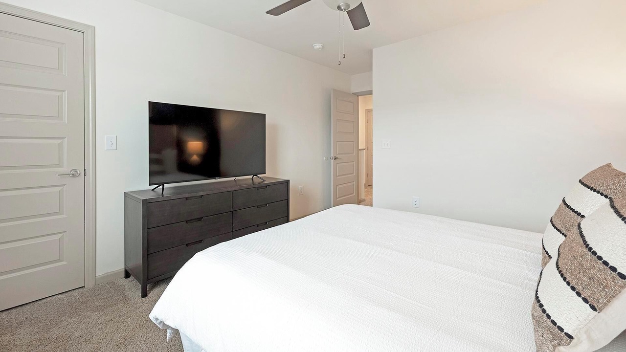 Photo of Bedroom in Lyman