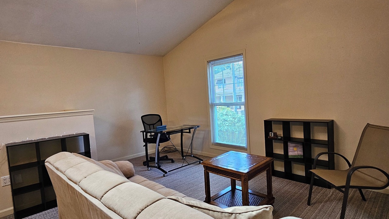 Photo of Livingroom in Midtown