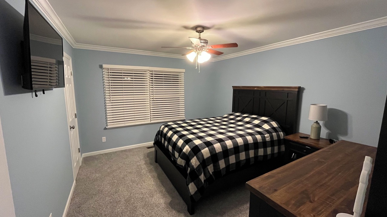 Photo of Bedroom in Townville