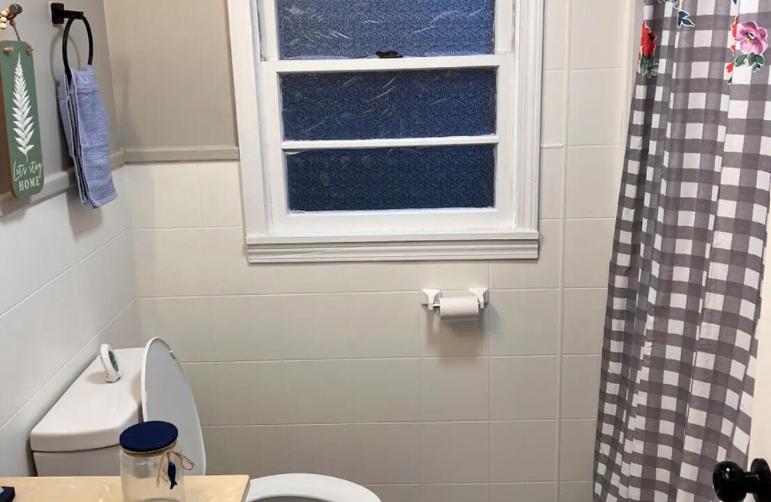 Photo of Bathroom in Brooklet