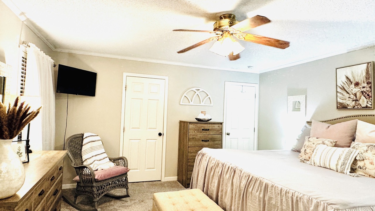 Photo of Bedroom in Orangeburg County