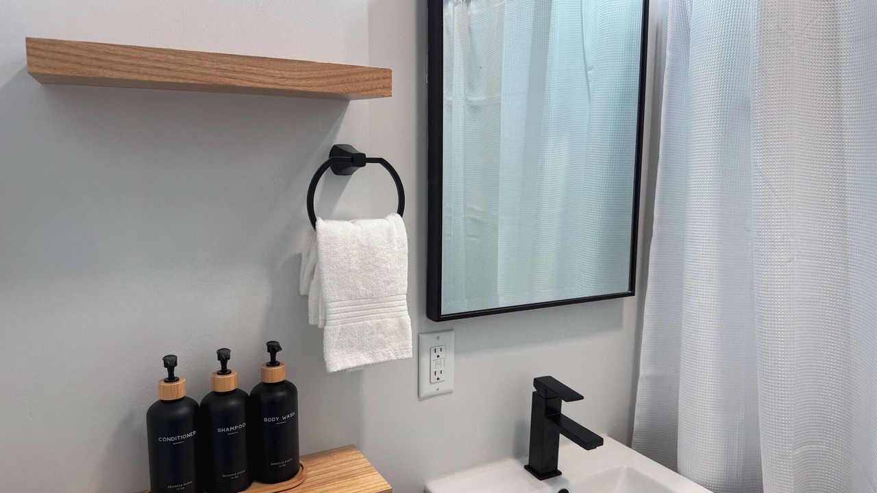 Photo of Bathroom in Port Royal
