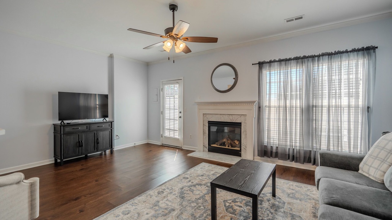 Photo of Livingroom in Greer