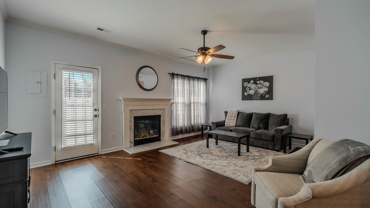 Photo of Livingroom in Greer