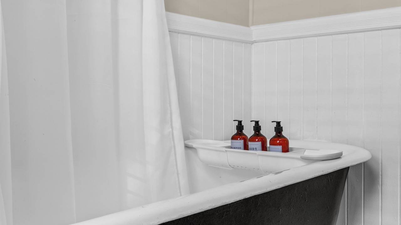 Photo of Bathroom in Metropolitan