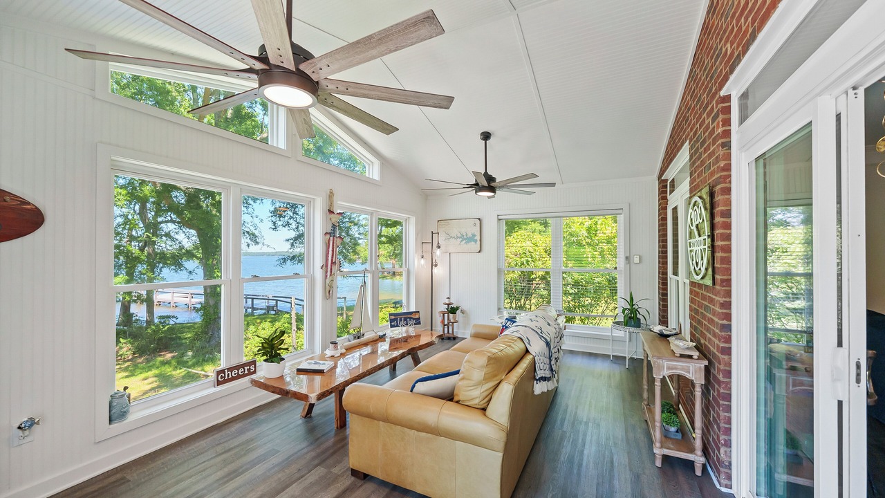 Photo of Livingroom in Gilbert