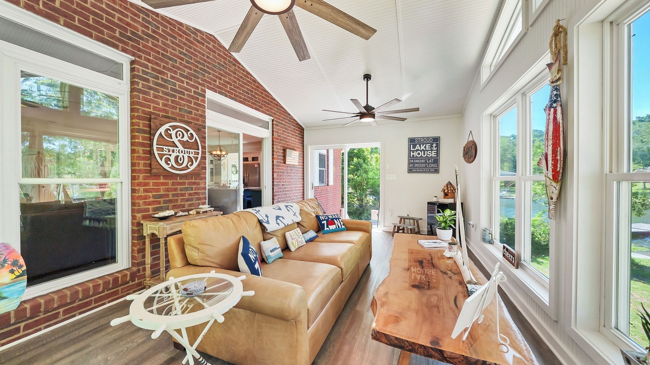Photo of Livingroom in Gilbert