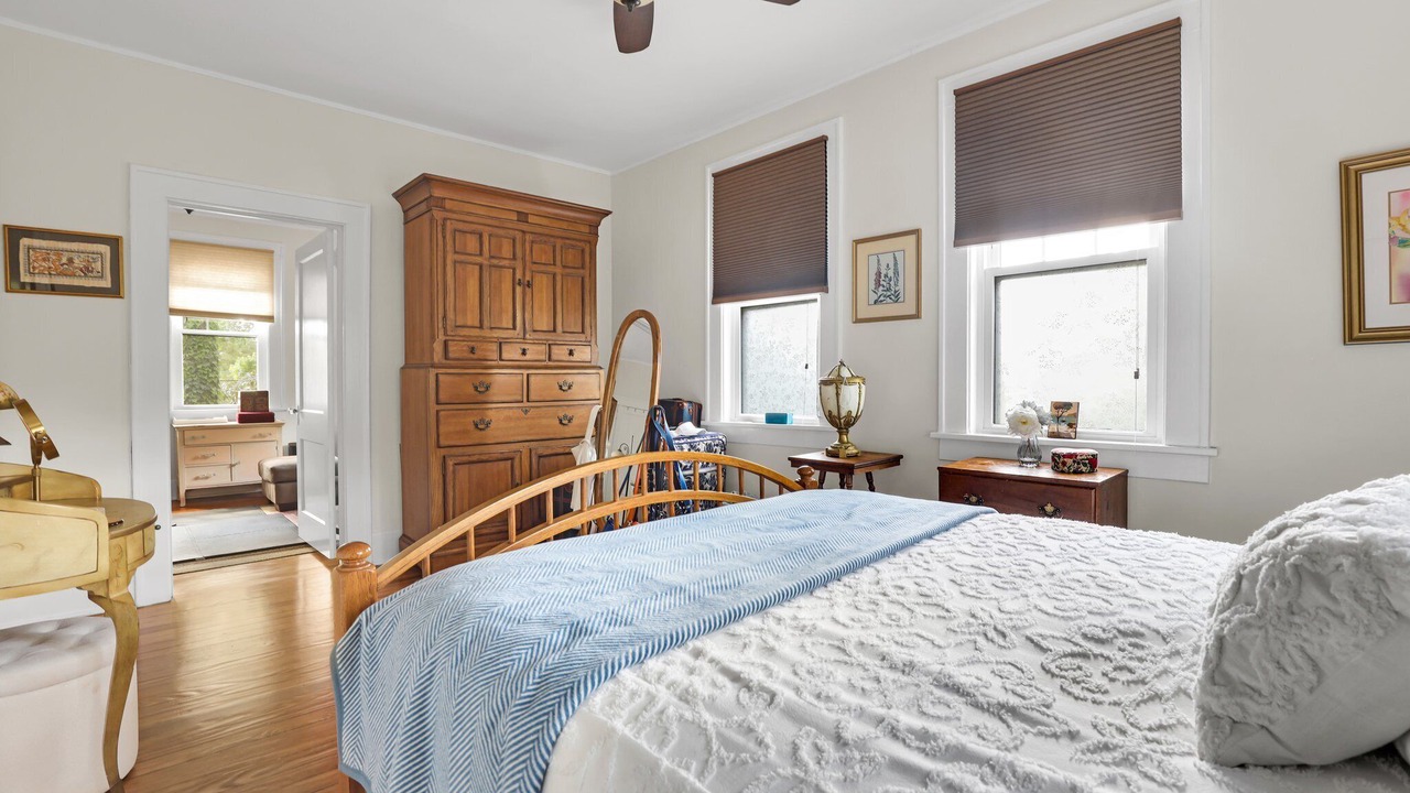 Photo of Bedroom in Midtown
