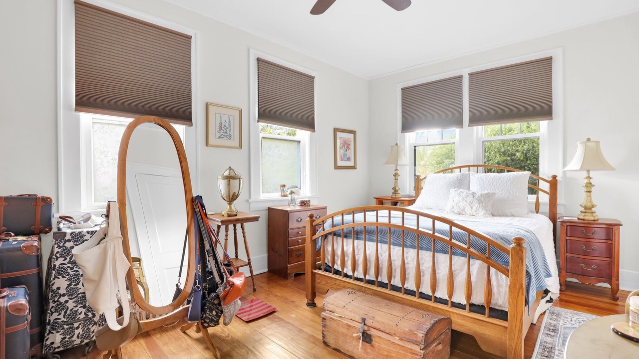 Photo of Bedroom in Midtown